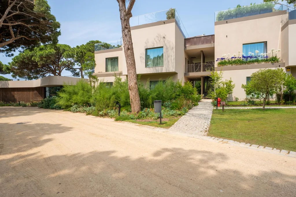 Apartamento T2 com jardim — Quinta da Marinha, Cascais — fotografia 5