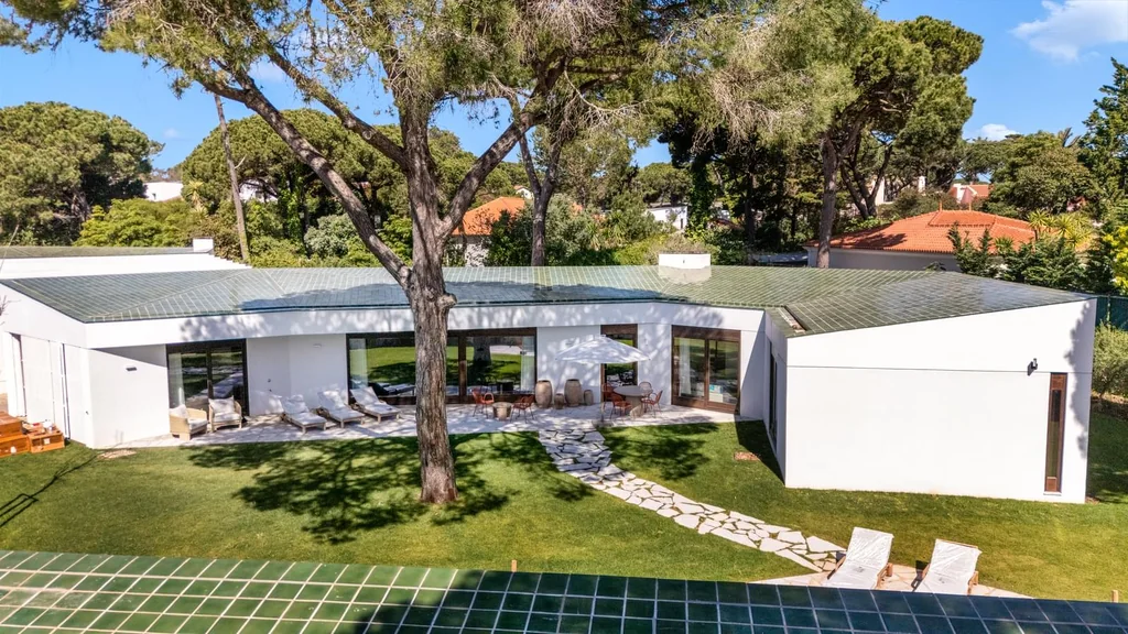 Moradia T3 com piscina — Quinta da Marinha, Cascais