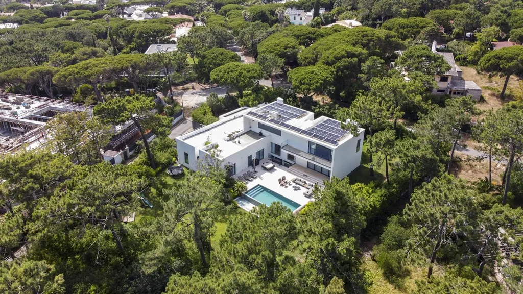 Moradia T6+1 com piscina — Quinta da Marinha, Cascais — fotografia 3